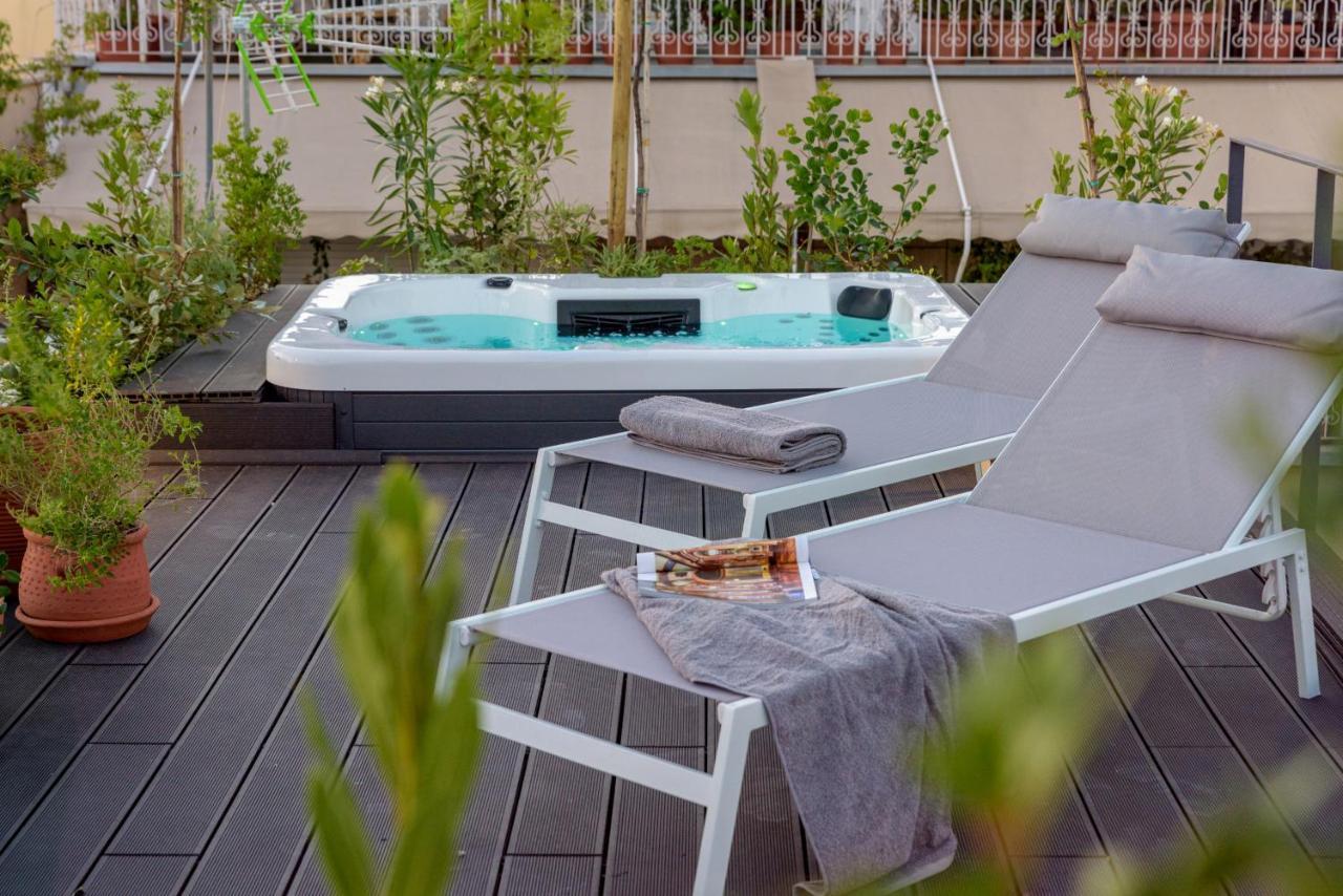 Meno Suite With Private Terrace - Jaccuzzi, Acropolis View 아테네 외부 사진